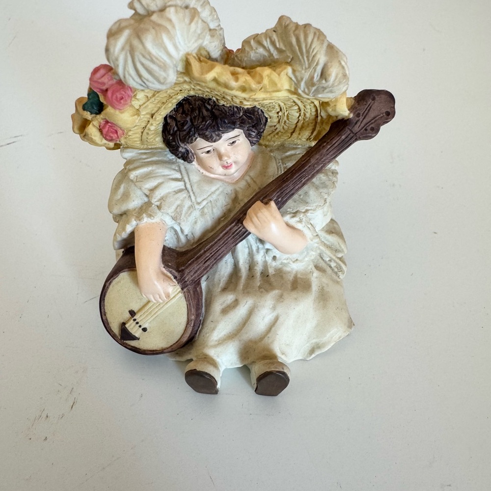 1991 Maud Humphrey Bogart “Susanna” Part of The Heirloom Tradition‎ Series